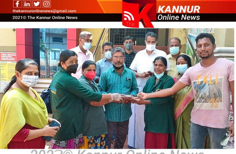 വീണുകിട്ടിയ പണവും സ്വര്‍ണവുമടങ്ങിയ പേഴ്‌സ് ഉടമസ്ഥനെ കണ്ടെത്തി തിരികെ നല്‍കി-