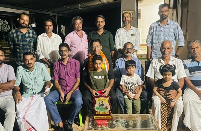 ഷാനവാസിന് ജന്‍മനാടിന്റെ സ്വീകരണം-