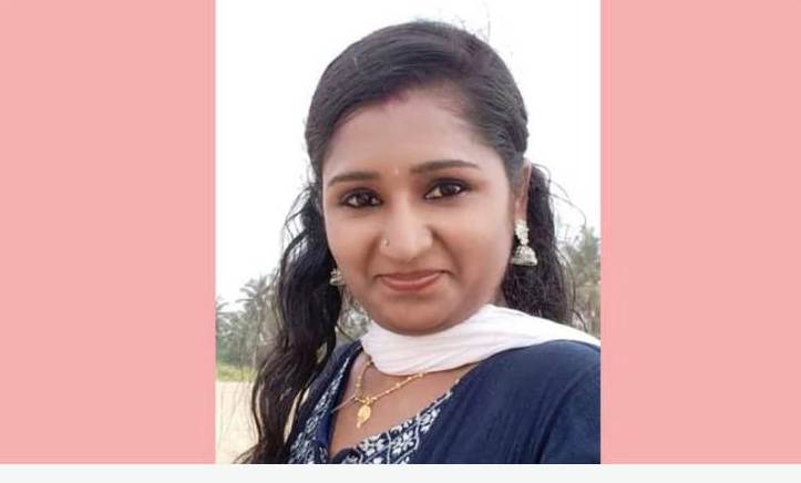 പിഞ്ചുകുഞ്ഞിനെ കഴുത്ത്‌ഞെരിച്ച് കൊന്ന് അമ്മ തൂങ്ങിമരിച്ചു.