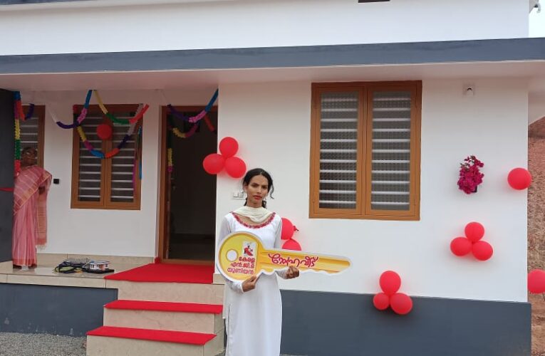 സന്തോഷത്തിന്റേയും, സ്‌നേഹത്തിന്റേയും തണലില്‍ എമി ഷിറോണ്‍