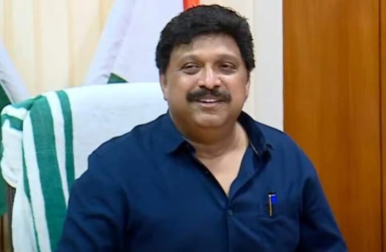 ഡ്രൈവിംഗ് സ്‌ക്കൂള്‍ ഉടമകളുമായി മന്ത്രി ഗണേഷ്‌കുമാര്‍ നാളെ ചര്‍ച്ച നടത്തും.