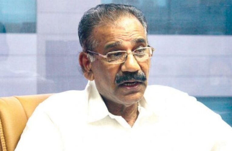 വനംവകുപ്പ് മേധാവിയെ മാറ്റണമെന്ന ആവശ്യപ്പെട്ട് മുഖ്യമന്ത്രിക്ക് കത്തെഴുതി വനംവകുപ്പ് മന്ത്രി എകെ ശശീന്ദ്രന്‍.