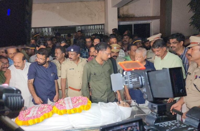 നവീന്‍ ബാബുവിന്റെ മൃതദേഹം കൊണ്ടുപോയത് ഇന്ന് പുലര്‍ച്ചെ 1.15 ന്.