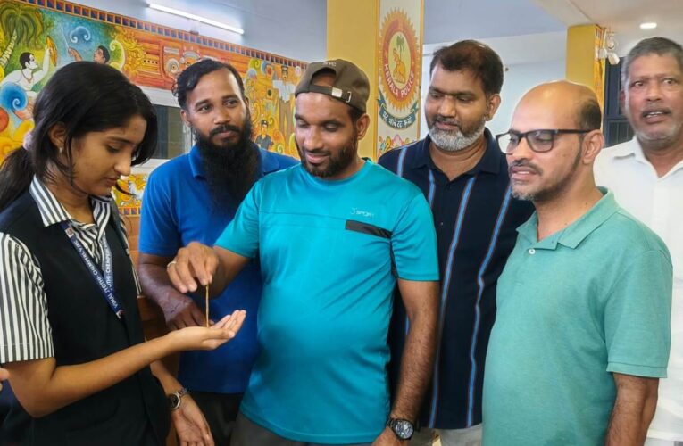 പിലാത്തറ ബസ്റ്റാന്‍ഡില്‍ നിന്ന് കളഞ്ഞുകിട്ടിയ സ്വര്‍ണ്ണാഭരണം ഉടമക്ക് തിരിച്ചുനല്‍കി.