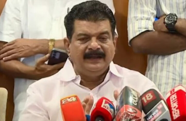 സതീശാ മാപ്പ്-ആരോപണം ഉന്നയിച്ചത് പി.ശശി പറഞ്ഞിട്ടെന്ന് പി.വി.അന്‍വര്‍