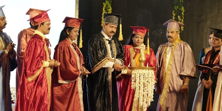 ലൂര്‍ദ്ദ് കോളേജ് ഓഫ് നേഴ്‌സിങ്ങില്‍ ബിരുദദാന ചടങ്ങ് നടന്നു.