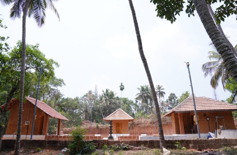 അണിയേരി ഭദ്രകാളി ക്ഷേത്രത്തിന്റെ പ്രതിഷ്ഠാകര്‍മ്മം മാര്‍ച്ച് 28, 29, 30 തീയതികളിലായി നടക്കും.