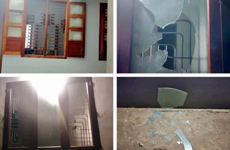 തീയക്ഷേമസഭയെ അനുകൂലിച്ച് സംസാരിച്ചതിന് വീട് അടിച്ചുതകര്‍ത്തു.