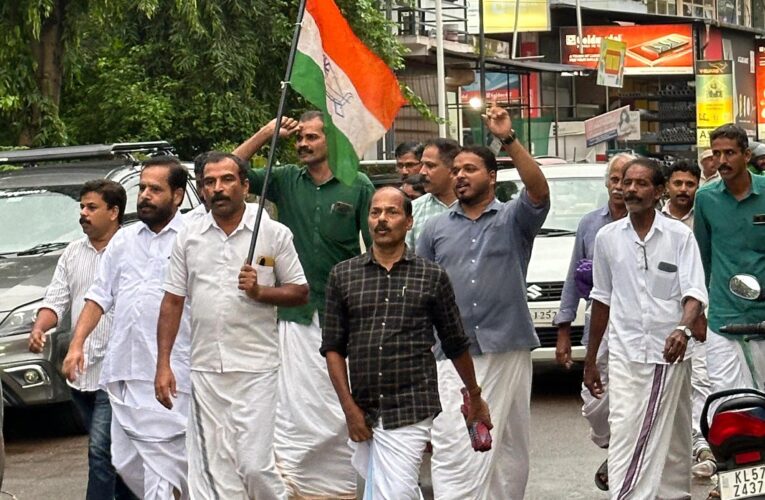 കോട്ടയം സംഭവം-കോണ്‍ഗ്രസ് പ്രതിഷേധ പ്രകടനവും സമ്മേളനവും നടത്തി.