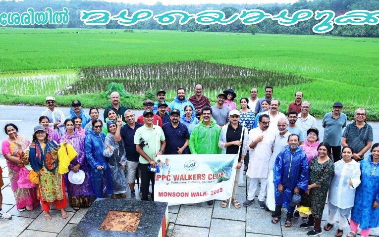 മഴക്കാല സവാരിക്ക് പുഴാതി-പള്ളിക്കുന്ന്-ചിറക്കല്‍ നടത്ത കൂട്ടായ്മ പട്ടുവം മംഗലശേരിയില്‍