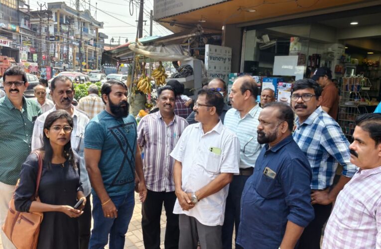തളിപ്പറമ്പ നഗരത്തിലെ തീപ്പിടുത്തം വ്യാപാരികള്‍ക്കും, തൊഴിലാളിക്കള്‍ക്കും താങ്ങാന്‍ പറ്റുന്നതിലും അപ്പുറം- ലെന്‍സ്‌ഫെഡ്
