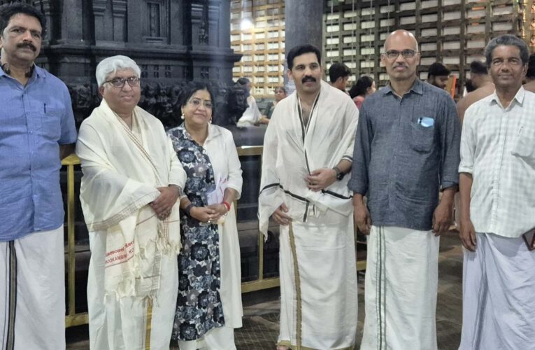 കേരള ഹൈക്കോടതി ചീഫ് ജസ്റ്റിസ് സൗമിന്‍ സെന്‍ രാജരാജേശ്വര ക്ഷേത്ര ദര്‍ശനം നടത്തി.