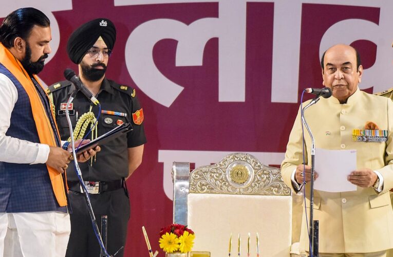 ബിഹാറില്‍ ചരിത്രം കുറിച്ച് ബിജെപി; സമ്രാട്ട് ചൗധരി മുഖ്യമന്ത്രിയായി സത്യപ്രതിജ്ഞ ചെയ്തു;