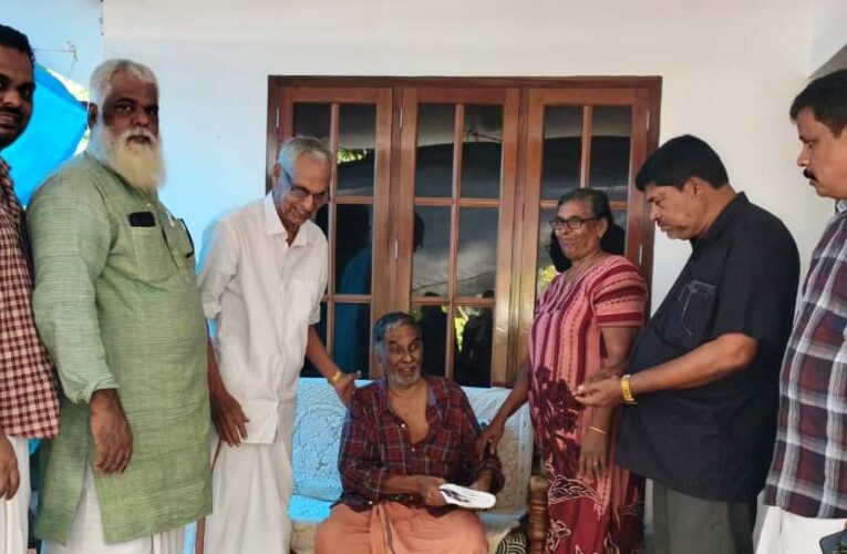 വയോജനങ്ങളെ ചേര്‍ത്ത് പിടിച്ച് നരിക്കോട് നവോദയ ഗ്രന്ഥാലയം