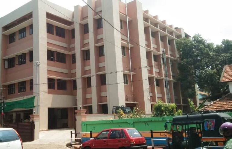 പയ്യന്നൂര്‍ കോടതിസമുച്ചയം ഉദ്ഘാടനം നാളെ