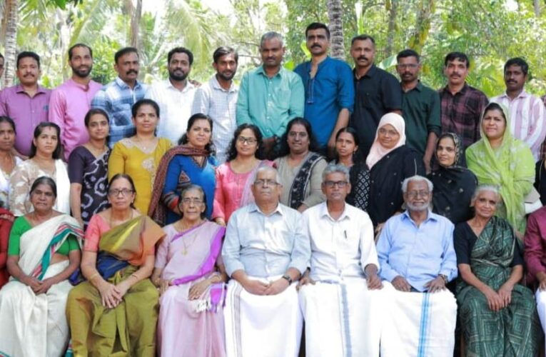 കുറ്റിയാട്ടൂര്‍ എ.എല്‍.പി സ്‌കൂളില്‍ 1991-92 ലെ അഞ്ചാം തരത്തിലെ പൂര്‍വ്വ അധ്യാപക വിദ്യാര്‍ത്ഥി സംഗമം.