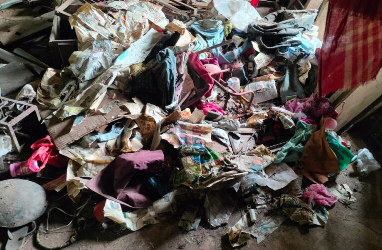 അശാസ്ത്രീയ മാലിന്യ സംസ്‌ക്കരണത്തിന് പട്ടുവത്ത് 12500 രൂപ പിഴ ചുമത്തി ജില്ലാ എന്‍ഫോഴ്സ്മെന്റ് സ്‌ക്വാഡ്