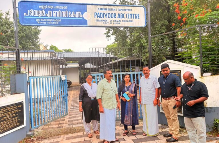 തെരുവുനായ സംരക്ഷണകേന്ദ്രം-ചെയര്‍പേഴ്‌സന്‍ പി.കെ.സുബൈറും സംഘവും പടിയൂരിലെത്തി